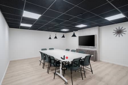 Office for Rent in Sheikh Zayed, Giza - Regus HASSELT, Kapertoren 5554 Hasselt Belgium Large Meeting Room Without People. jpg