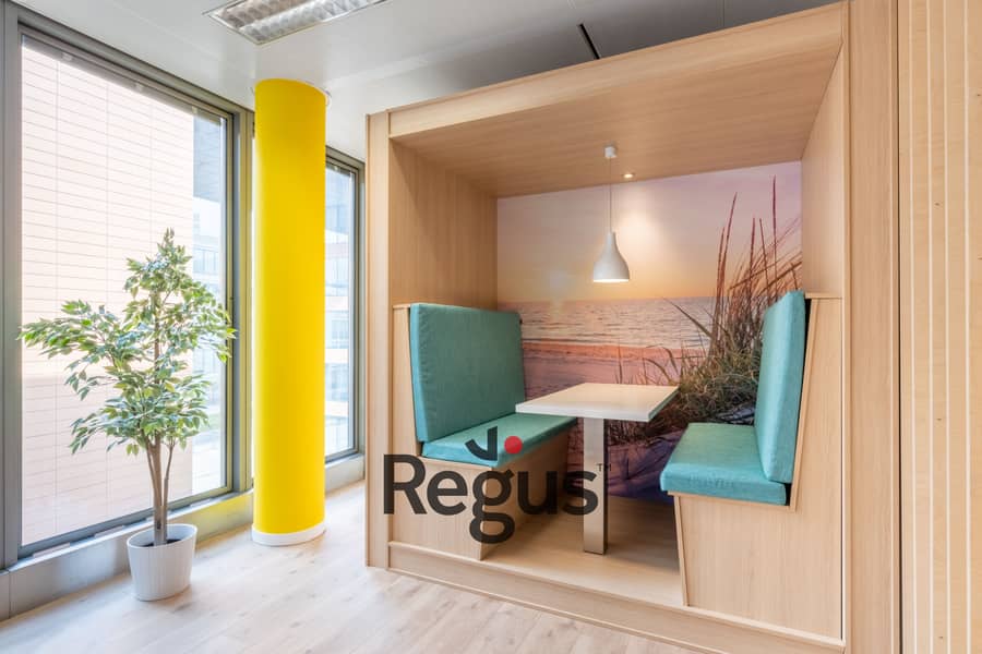 3 Regus Eolis Square 2523 Luxembourg Business Lounge. jpg