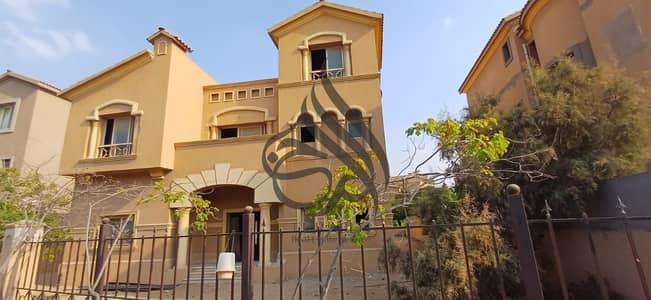 5 Bedroom Villa for Sale in New Cairo, Cairo - IMG-20250220-WA0312. jpg