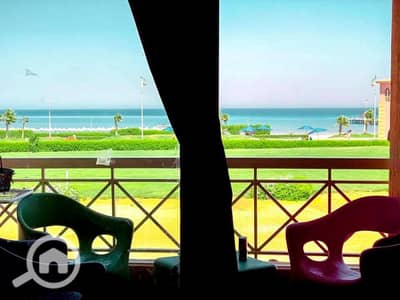 3 Bedroom Chalet for Sale in Ain Sukhna, Suez - A 136m chalet in Janina, finished, by the sea and the pool in Sukhna for sale.