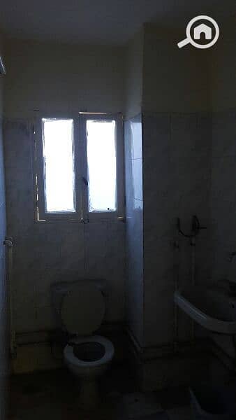 استوديو  للايجار في فيصل، الجيزة - استديو للايجار خطوات من فيصل