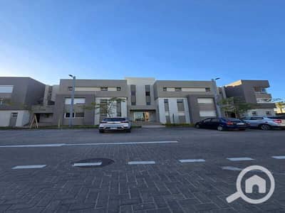 4 Bedroom Townhouse for Sale in Sheikh Zayed, Giza - WhatsApp Image 2025-01-12 at 14.30. 14_f535da50. jpg