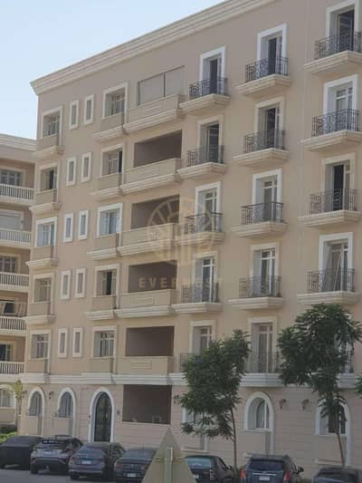 3 Bedroom Flat for Sale in New Cairo, Cairo - IMG-20250307-WA0032. jpg