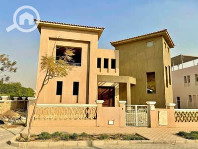 6 Bedroom Twin House for Sale in 6th of October, Giza - 471395014_1508552559825926_5408326664634450090_n. jpg