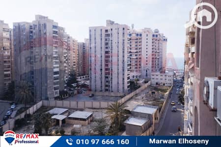 شقة 3 غرف نوم للايجار في رشدي، الإسكندرية - 1. jpg