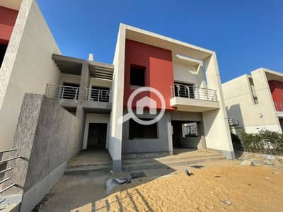 3 Bedroom Villa for Sale in Madinaty, Cairo - 43021236-8857-415f-aa1e-9d2b9b90d1cd. jpg