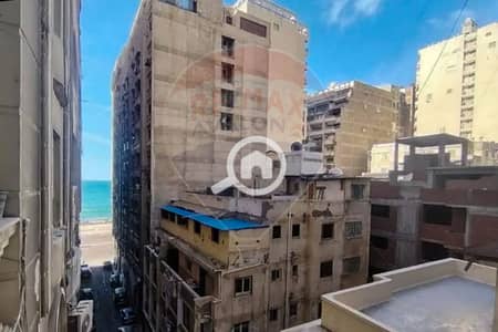 3 Bedroom Flat for Sale in Laurent, Alexandria - 1. jpg