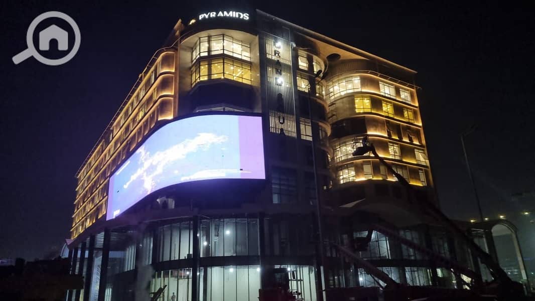 2 grand-square-mall. jpg