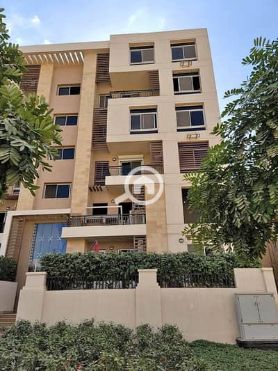 3 Bedroom Flat for Sale in Heliopolis, Cairo - Taj City (7). jpg