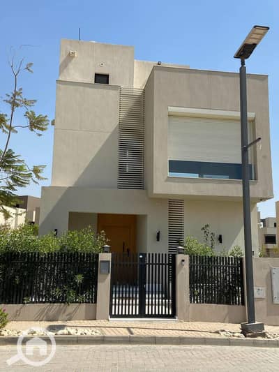 4 Bedroom Townhouse for Sale in 6th of October, Giza - 481767281_1675873186634339_6162215806233202160_n. jpg