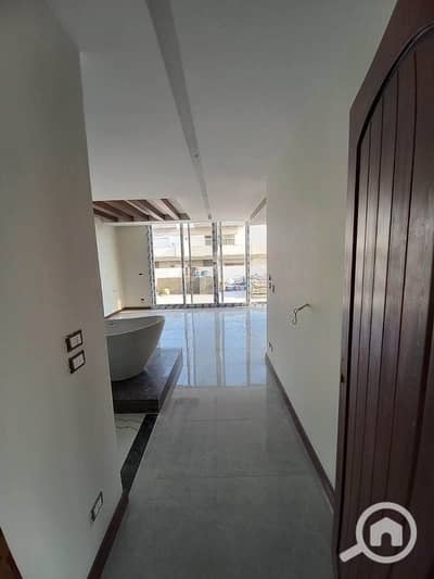 5 Bedroom Villa for Sale in 6th of October, Giza - 450548382_3865657803718807_5790937720796640378_n. jpg