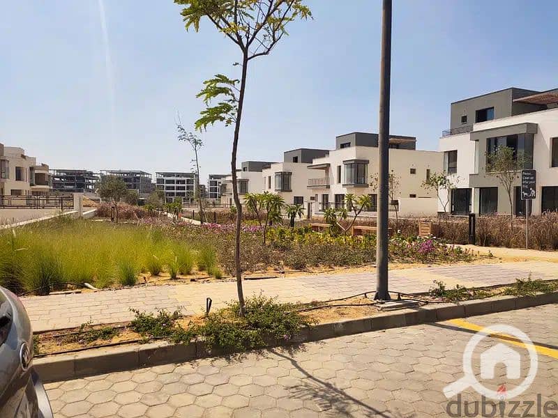 8 88518674-800x600. jpg