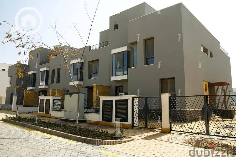 10 88518671-800x600. jpg