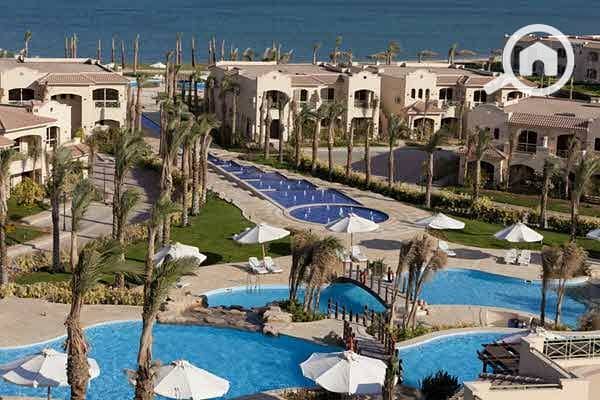 5 لافيستا-توباز-العين-السخنة-6. jpg