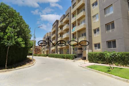 3 Bedroom Flat for Sale in New Cairo, Cairo - قطامية جاردن3. jpg