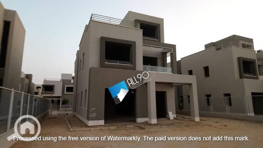 4 Bedroom Villa for Sale in New Cairo, Cairo - WhatsApp Image 2025-03-16 at 1.10. 16 AM (2). jpeg