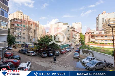 3 Bedroom Flat for Sale in Glim, Alexandria - 1. jpg