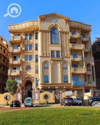 3 Bedroom Flat for Sale in 6th of October, Giza - 219403. jpeg