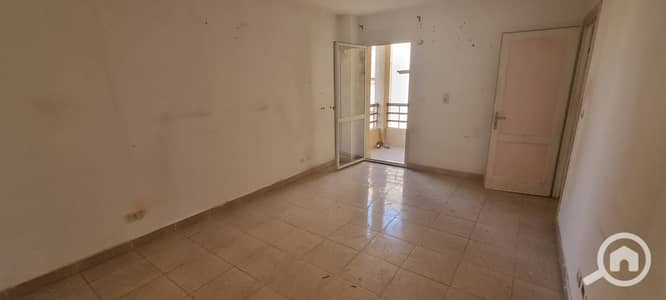 3 Bedroom Flat for Sale in Madinaty, Cairo - 1. jpeg