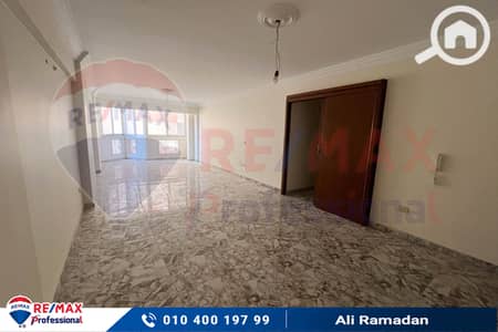 3 Bedroom Flat for Rent in Smoha, Alexandria - 1. jpg