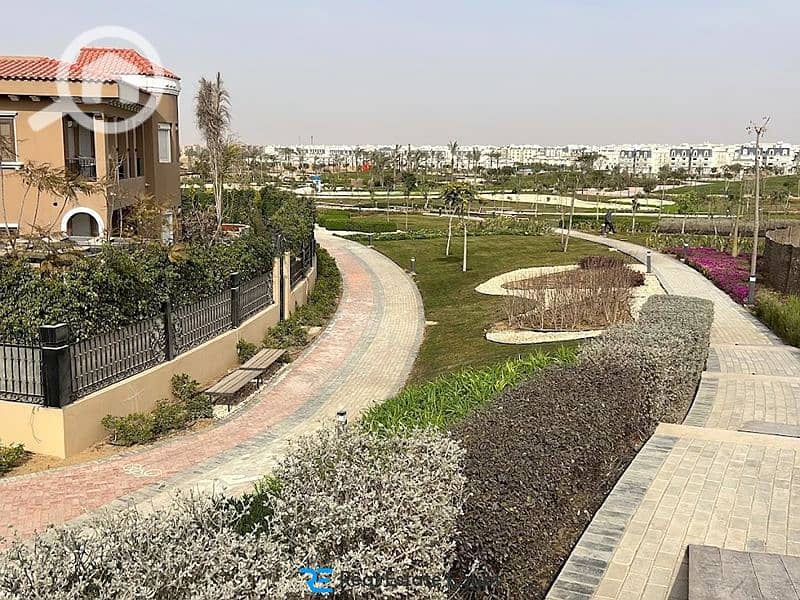 2 120-residential-in-new-cairo-hyde-park-compound-SsS3NrabfC. jpg