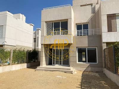 4 Bedroom Townhouse for Sale in Sheikh Zayed, Giza - IMG-20240626-WA0154. jpg