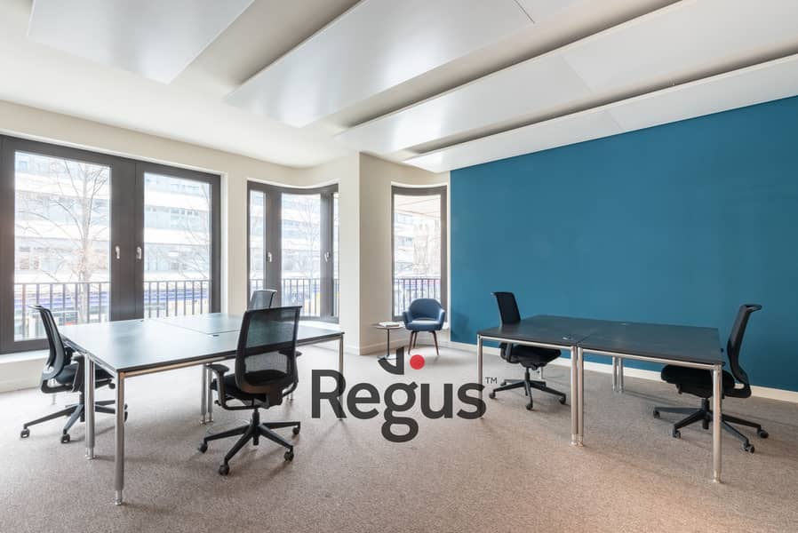 8 Signature Am Kurfürstendamm 5375 Berlin Germany Large Office. jpg