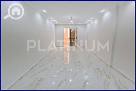 3 Bedroom Flat for Sale in Camp Caesar, Alexandria - 1. JPG