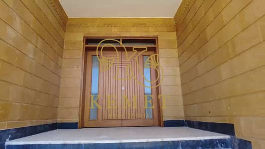 3 Bedroom Flat for Sale in New Cairo, Cairo - WhatsApp Video 2025-03-21 at 17.44. 37_e3cc5d09 - frame at 0m2s. jpg