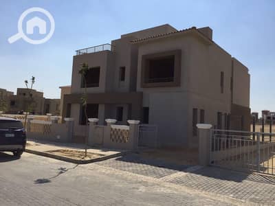 6 Bedroom Villa for Sale in 6th of October, Giza - WhatsApp Image 2023-07-11 at 17.32. 35 (1). jpeg