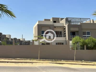 5 Bedroom Twin House for Sale in Sheikh Zayed, Giza - 459310825_122112946130408965_6798178752939686267_n (1). jpg