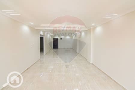 3 Bedroom Flat for Sale in Al Ibrahimiyyah, Alexandria - 001. jpg