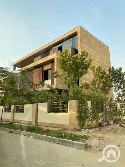 5 Bedroom Townhouse for Sale in New Cairo, Cairo - bc19624b-4287-4745-bd49-c3adfa3a712a. jpg