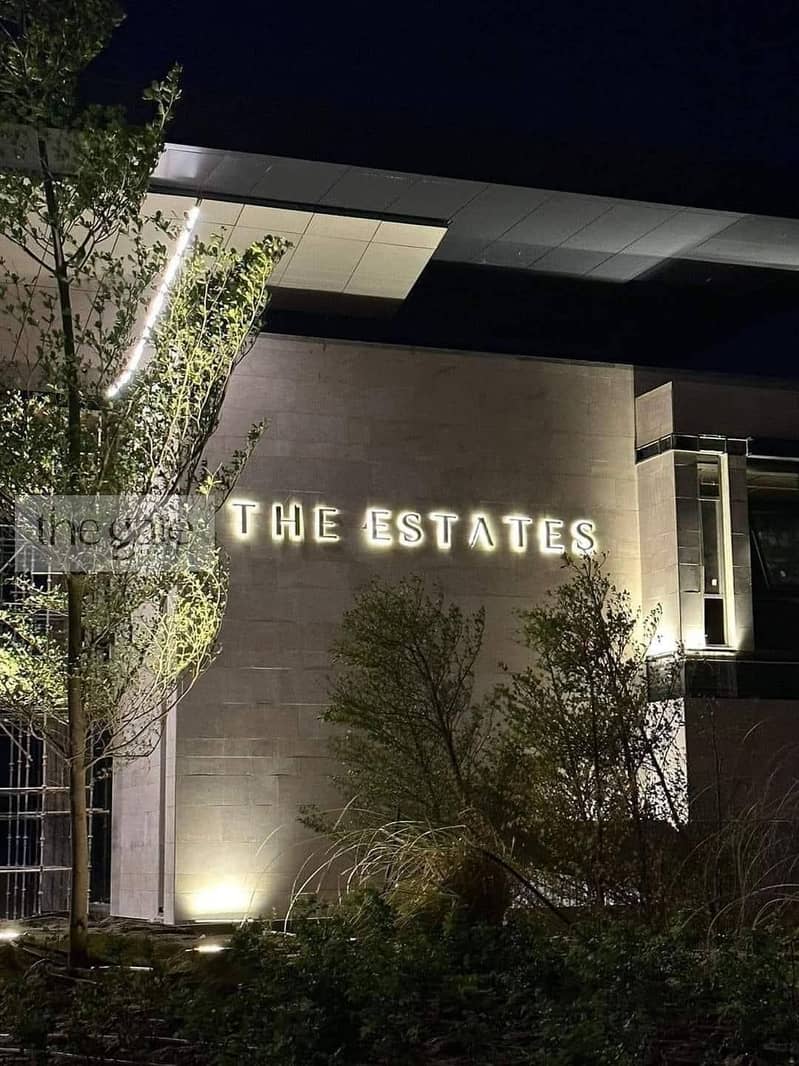 4 estates32. jpg