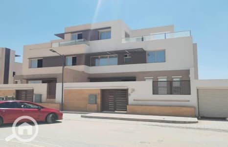 فیلا 6 غرف نوم للبيع في 6 أكتوبر، الجيزة - WhatsApp Image 2025-04-09 at 8.33. 19 AM. jpeg