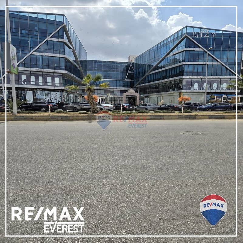 10 WhatsApp Image 2025-03-09 at 2.10. 34 PM. jpeg