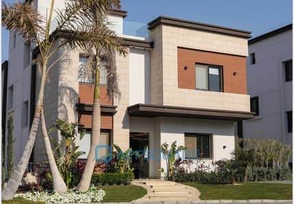 4 Bedroom Townhouse for Sale in New Cairo, Cairo - b31581a3-16d2-4a48-8749-e42bff55e3f5. jpg