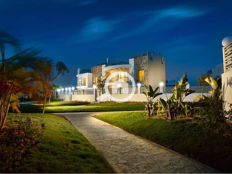 8 penthouses for sale in cleopatra square. jpg