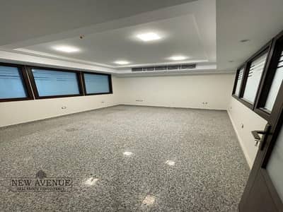 مکتب  للايجار في مدينة نصر، القاهرة - IMG-20250122-WA0071. jpg