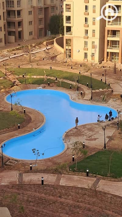 3 Bedroom Penthouse for Rent in 6th of October, Giza - Penthouse 300m (apartment 200m + roof 100m) Garden Hills
