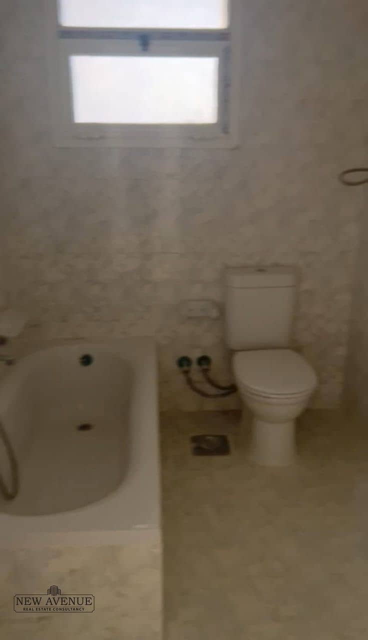 9 0a5db641-c0aa-497f-ac2c-6c3090017098. jpeg