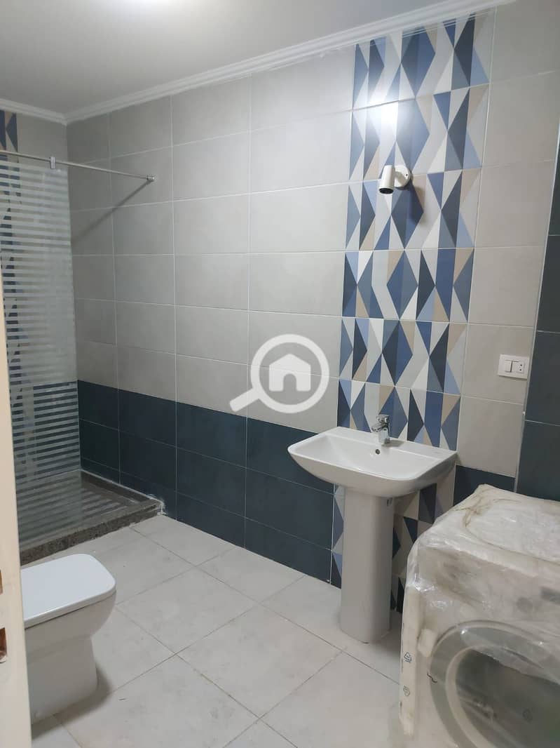 7 7ca7af88-b978-441a-bc75-17e5a2bd7720. jpg