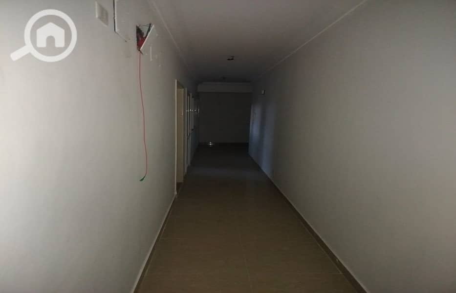 2 1e031cc5-8d73-40a4-bb18-ac31400ddb0a. jpeg