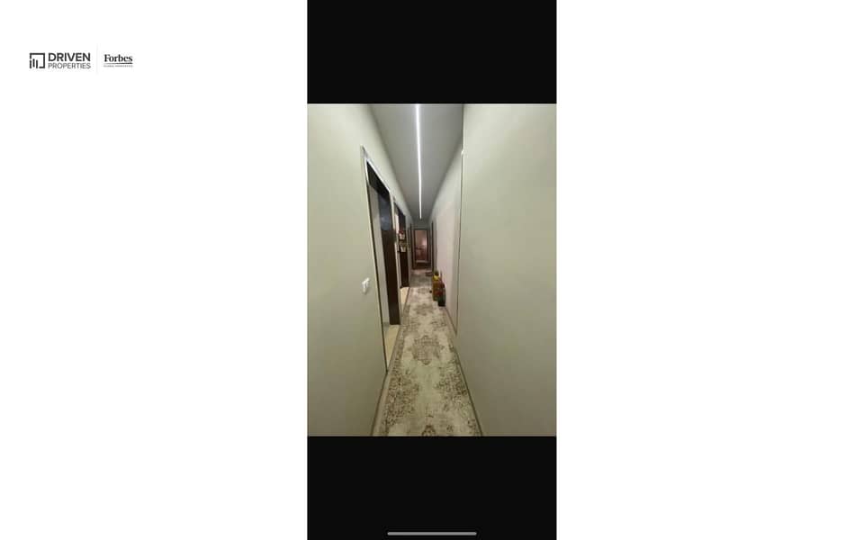 2 9694ff90-7d55-4f90-b8a3-f6fe8e94f324. jpg