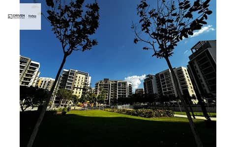 3 Bedroom Flat for Sale in Sheikh Zayed, Giza - 1923f6c5-e013-452d-b5f9-fcd15a30364a. jpg