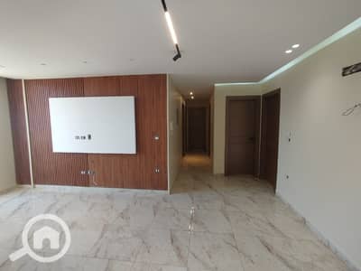 شقة 3 غرف نوم للايجار في القاهرة الجديدة، القاهرة - WhatsApp Image 2025-04-19 at 4.07. 16 PM. jpeg