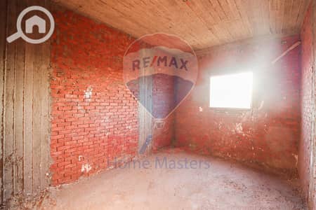 3 Bedroom Apartment for Sale in Mansura, Dakahlia - Apartment for sale in Mansoura on Al-Gaish Street