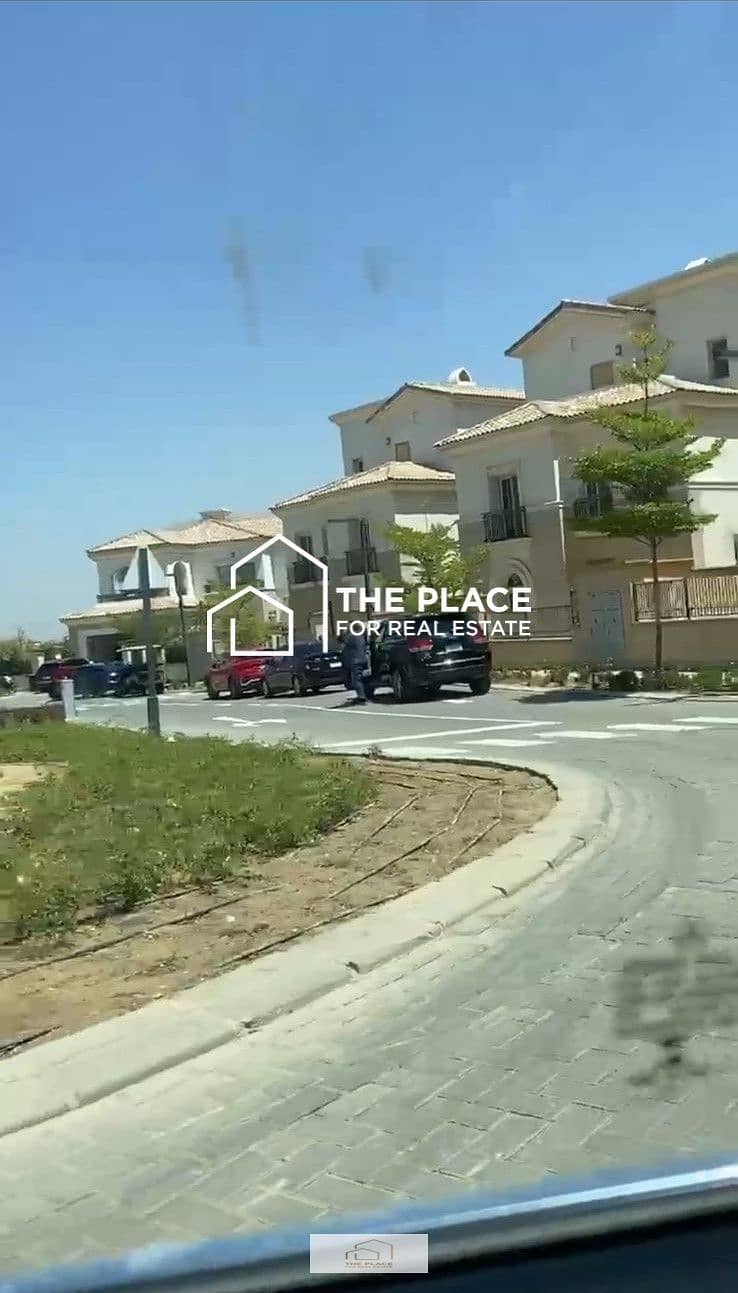 3 3. jpeg