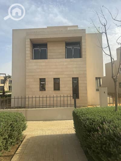 4 Bedroom Villa for Sale in 6th of October, Giza - WhatsApp Image 2025-04-23 at 4.53. 10 PM (6). jpeg