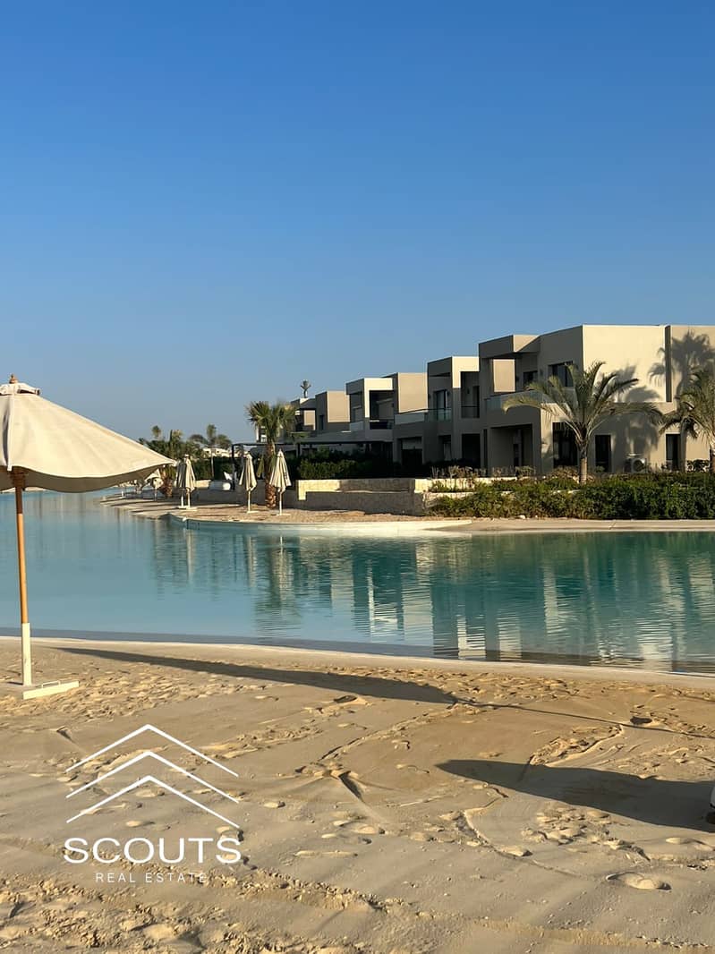 16 4e33f313-2551-4a00-8972-652067dd4495. jpg